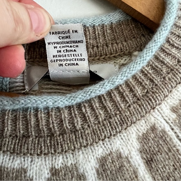 Nordic Style Sweater In Beige, Blue & Yellow - Picture 4 of 7